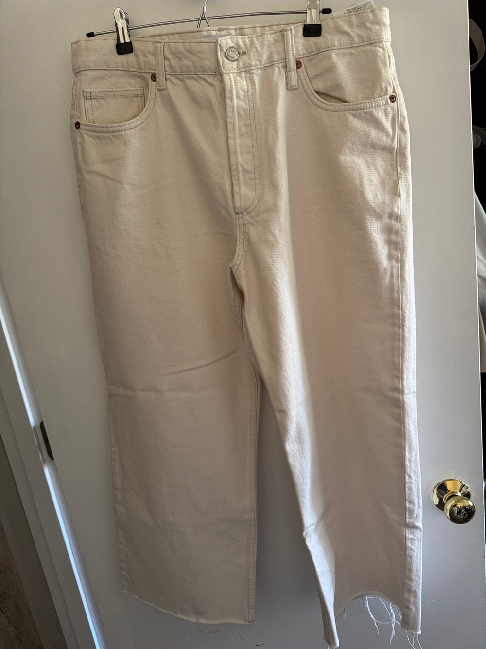 Zara Cream Straight-Leg Jeans